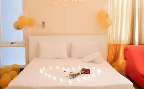 Joy Inn Nguyen Thi Thap Hotel